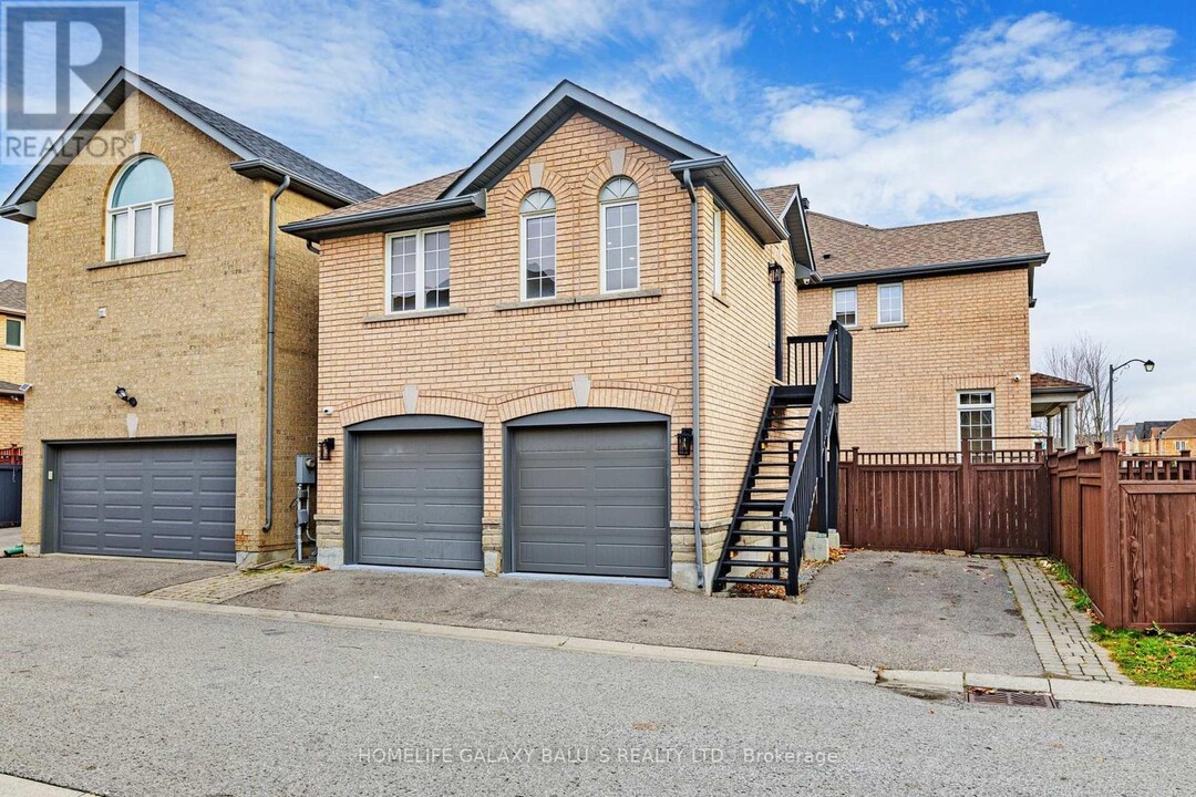 58 Shady Oaks Ave in Markham, ON - Building Photo