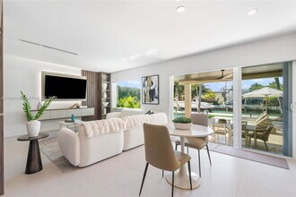 7810 Hawthorne Ave in Miami Beach, FL - Building Photo - Building Photo