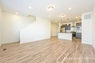 328 Geneva St in Aurora, CO - Building Photo - Building Photo