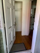 2640 S Corning St, Unit Front in Los Angeles, CA - Building Photo - Building Photo