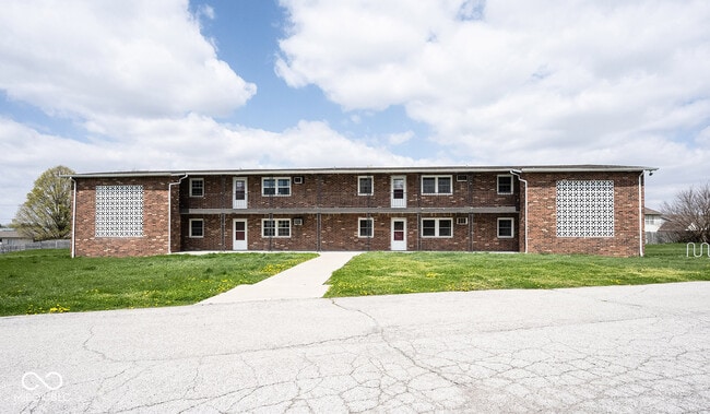 property at 140 Maple Park Dr