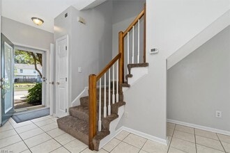 4975 Kemps Lake Dr in Virginia Beach, VA - Building Photo - Building Photo