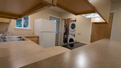 5863 Cedar St in Ferndale, WA - Building Photo - Building Photo