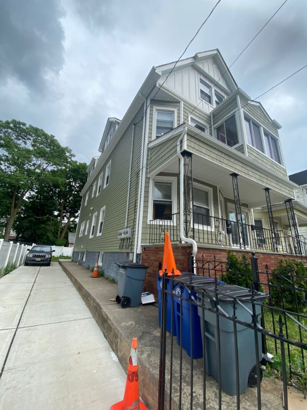 48 Hazelwood Ave in Newark, NJ - Building Photo - Building Photo