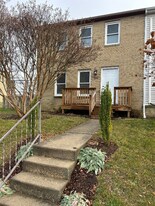 234 Surrey Ct