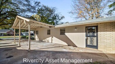 3164 Inverness Pkwy Dr in Memphis, TN - Building Photo - Building Photo