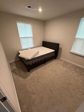 3201 Timber Ml Dr in Stallings, NC - Building Photo - Building Photo