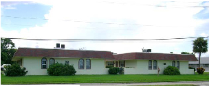 461 Banks Rd in Margate, FL - Foto de edificio