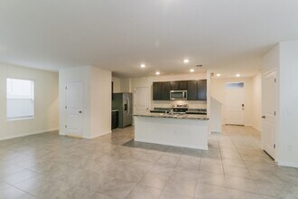 7545 Cypress Walk Dr in New Port Richey, FL - Building Photo - Building Photo
