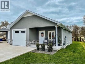 89 Draper St in Essex, ON - Building Photo