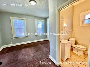 2983 Wardall Ave in Cincinnati, OH - Building Photo - Building Photo