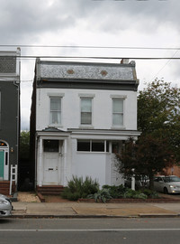 1829 W Main St in Richmond, VA - Foto de edificio - Building Photo