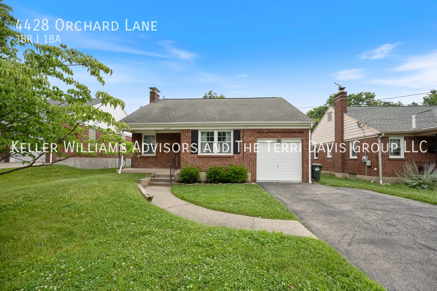 4428 Orchard Ln in Cincinnati, OH - Building Photo
