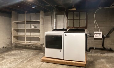 409 High St, Unit #409 in Oregon City, OR - Building Photo - Building Photo
