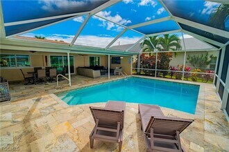 3510 SE 19th Pl in Cape Coral, FL - Building Photo - Building Photo