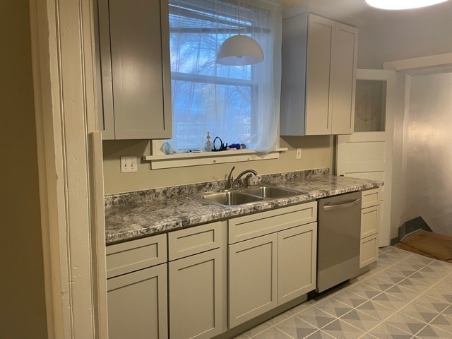 211 East St in Houghton, MI - Foto de edificio - Building Photo