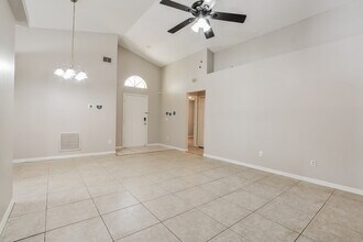 1319 Acorn Cir in Apopka, FL - Building Photo - Building Photo