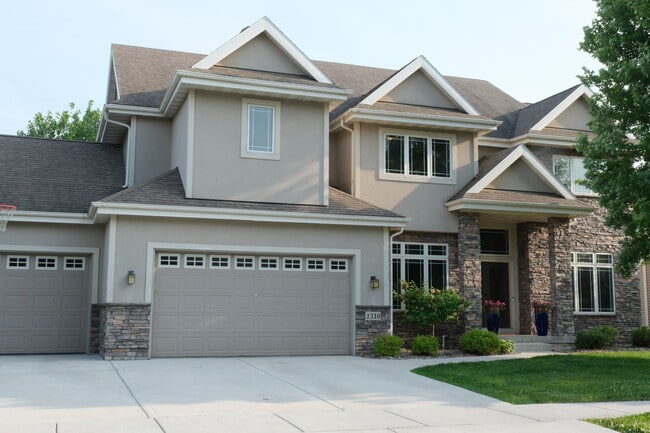 property at 1310 Hanover Ct