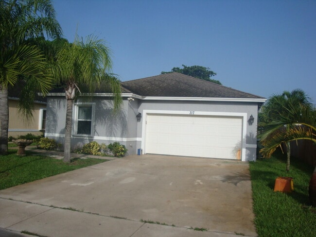 317 Jennings Ave