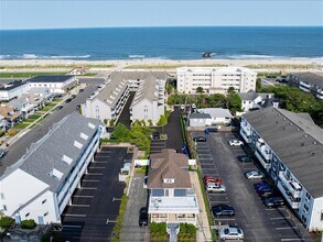 606 Beach Ave, Unit 3 in Bradley Beach, NJ - Building Photo - Building Photo