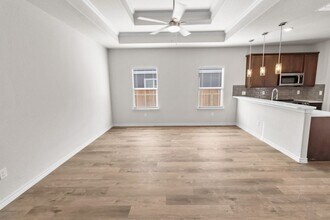 804 W Huntington St in Beeville, TX - Building Photo - Building Photo