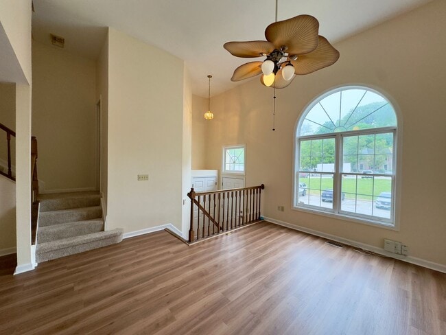 53 Cedarwood Cir in Pikesville, MD - Foto de edificio - Building Photo