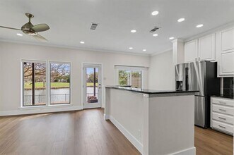 5022 Westgrove Dr in Dallas, TX - Building Photo - Building Photo