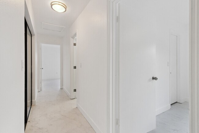 527 Glade Ct in Kissimmee, FL - Building Photo - Building Photo