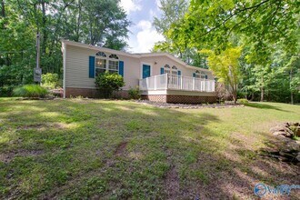 2690 Old Railroad Bed Rd in Harvest, AL - Building Photo - Building Photo