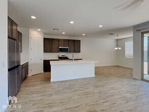 13409 W Tether Trail in Peoria, AZ - Building Photo - Building Photo
