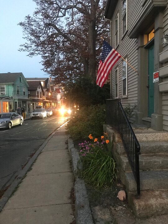 36 Main St in Rockport, MA - Building Photo