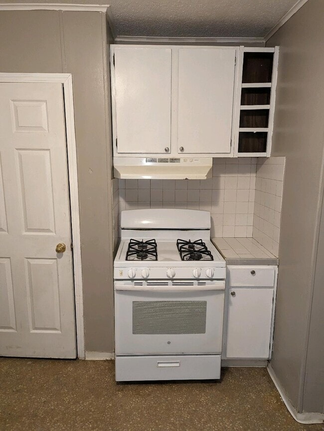 property at 1944 Manz St