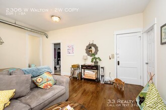 2306 W Walton St-Unit -2W COPY in Chicago, IL - Building Photo - Building Photo