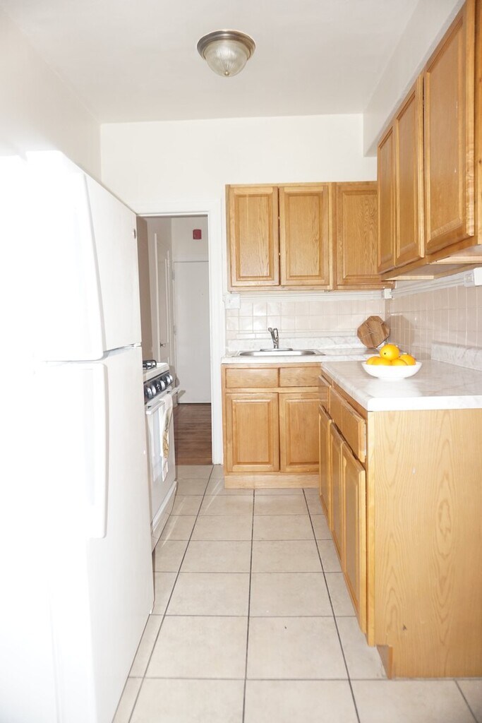 Stratford Court Apartments Lansdowne, PA Apartments