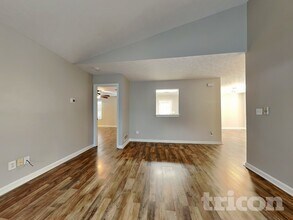 270 Hayward Ln in Lawrenceville, GA - Building Photo - Building Photo