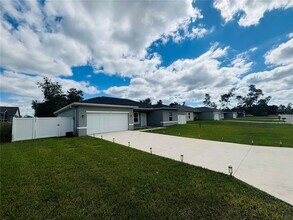 15441 SW 22nd Court Rd in Ocala, FL - Building Photo - Building Photo