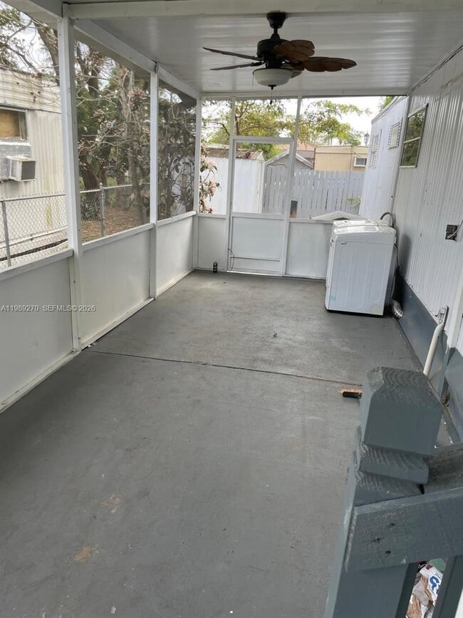 13380 SW 9th St in Davie, FL - Building Photo - Building Photo