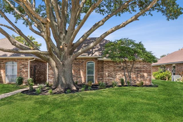 property at 3403 Wells Dr