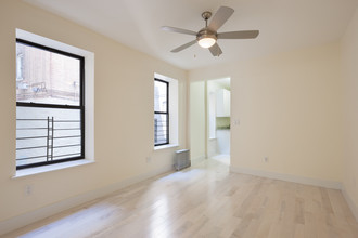 75 St. Nicholas Place in New York, NY - Building Photo - Floor Plan