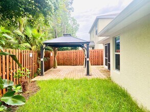 9553 Seaspray Dr in Fort Pierce, FL - Building Photo - Building Photo