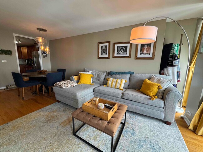 1660 N La Salle Dr in Chicago, IL - Building Photo - Building Photo