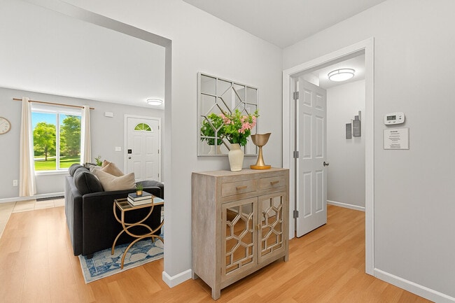 18530 E 14 Mile Rd, Unit SI ID1032330P in Fraser, MI - Building Photo - Building Photo