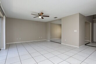 1018 Corkwood Dr in Oviedo, FL - Building Photo - Building Photo