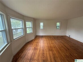 4163 Fairmont St in Coopersburg, PA - Building Photo - Building Photo