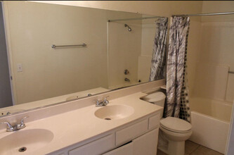 4039 E Ave R-6 in Palmdale, CA - Building Photo - Building Photo