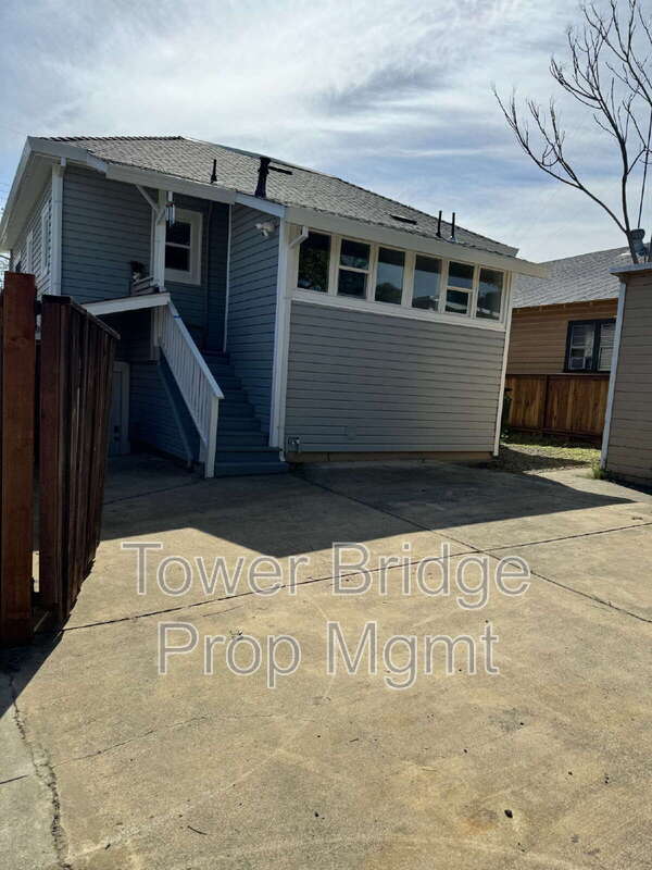 3897 7th Ave in Sacramento, CA - Building Photo - Building Photo