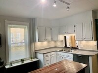 50 E Walnut St photo'