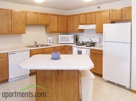 Sterling Heights Apartments, LLC