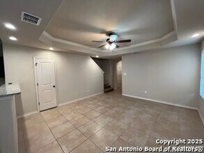 6635 Mia Way in San Antonio, TX - Building Photo - Building Photo