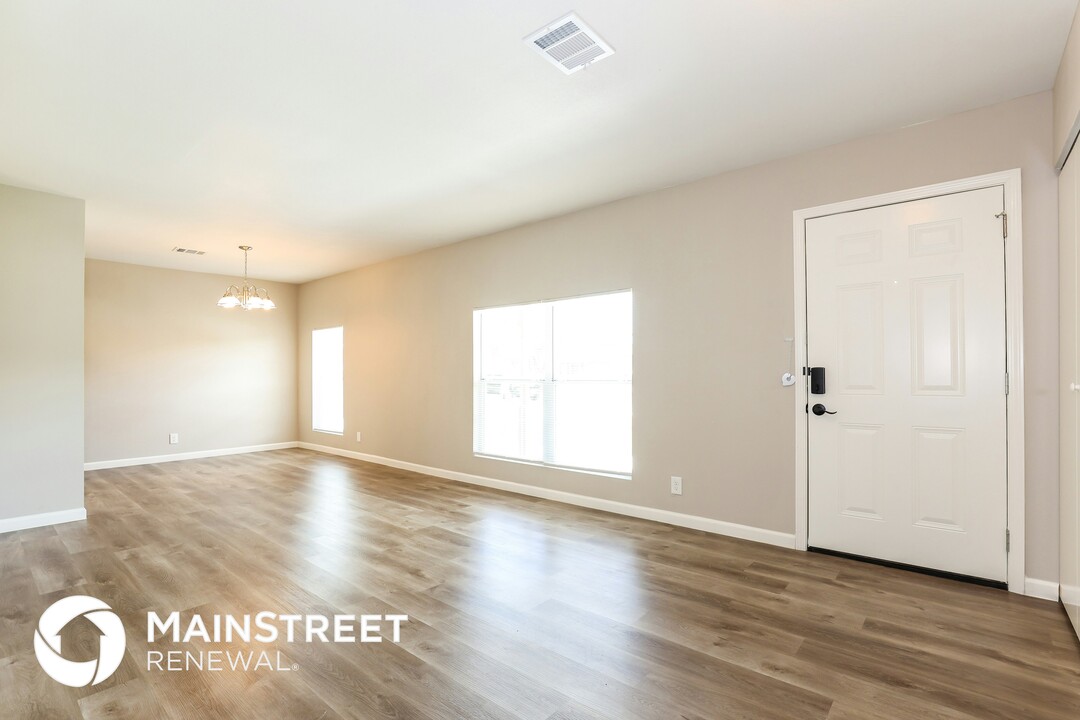 5814 Castle Brook Dr in San Antonio, TX - Building Photo